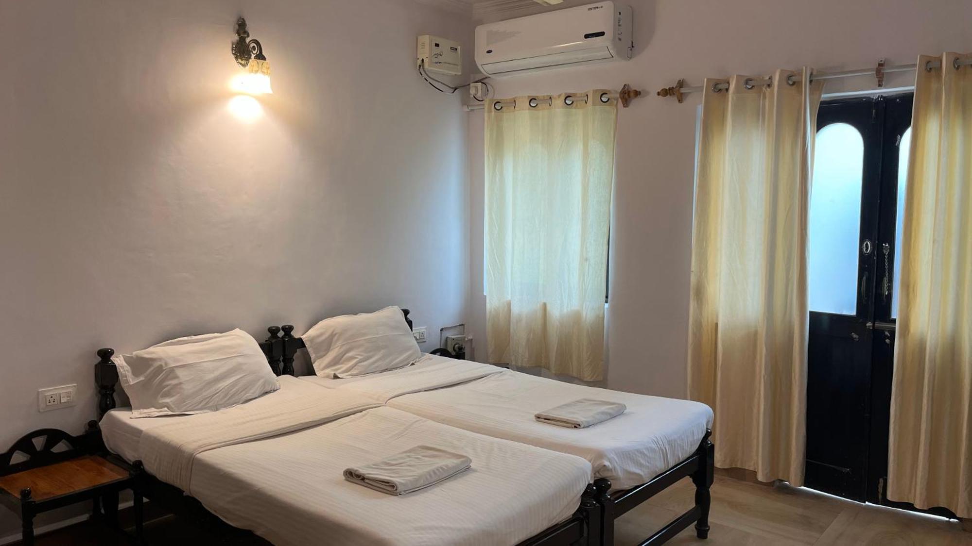 La Petite Guest House Bogmalo Esterno foto